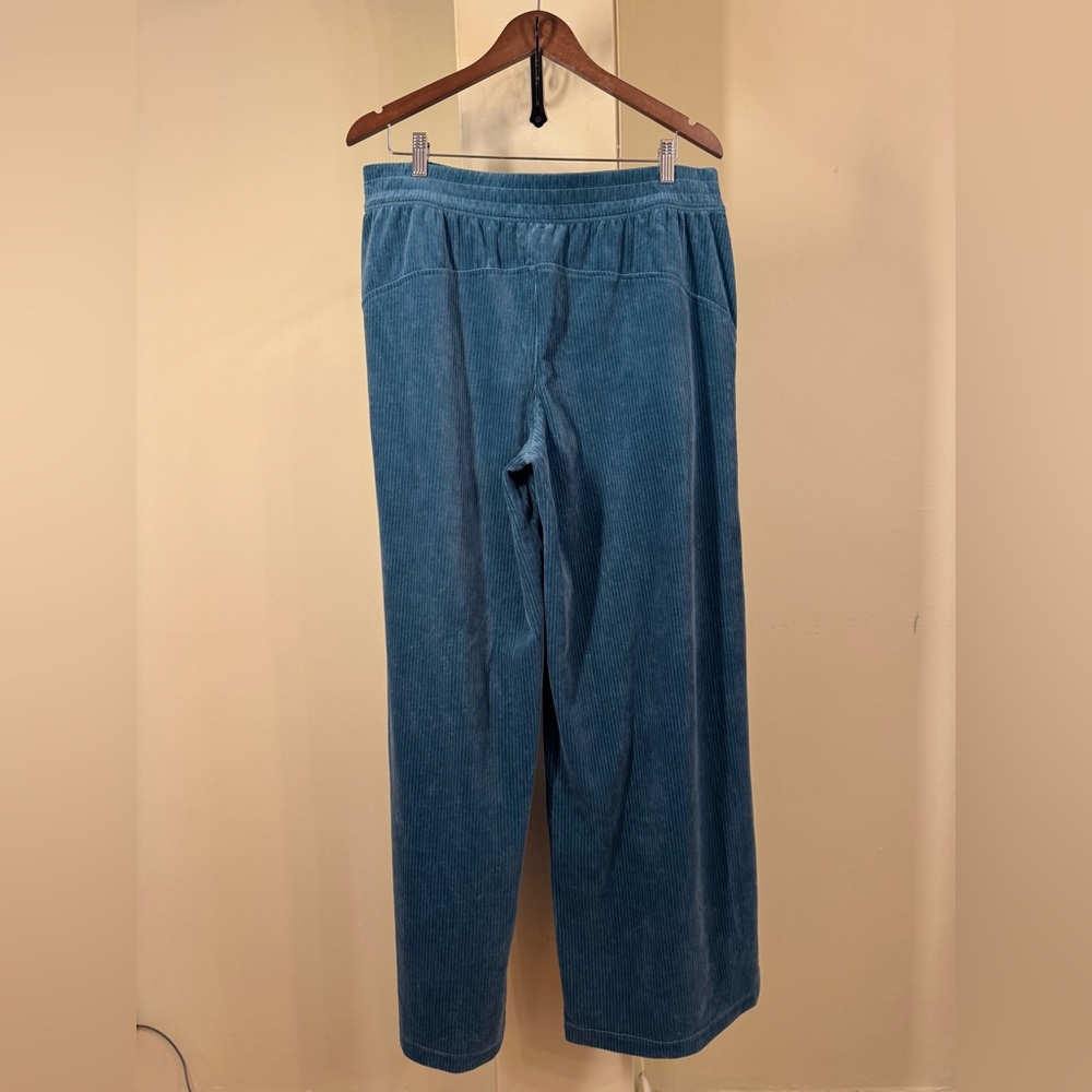 NWOT Lululemon Scuba Mid-Rise Wide-Leg Pant *Velvet Cord Storm Teal - Picture 8 of 12